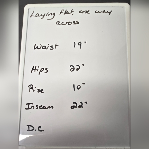 Dalia Collection 14 Beige Capri Pants Cuffed Dressy Picnic Gathering - Picture 5 of 5